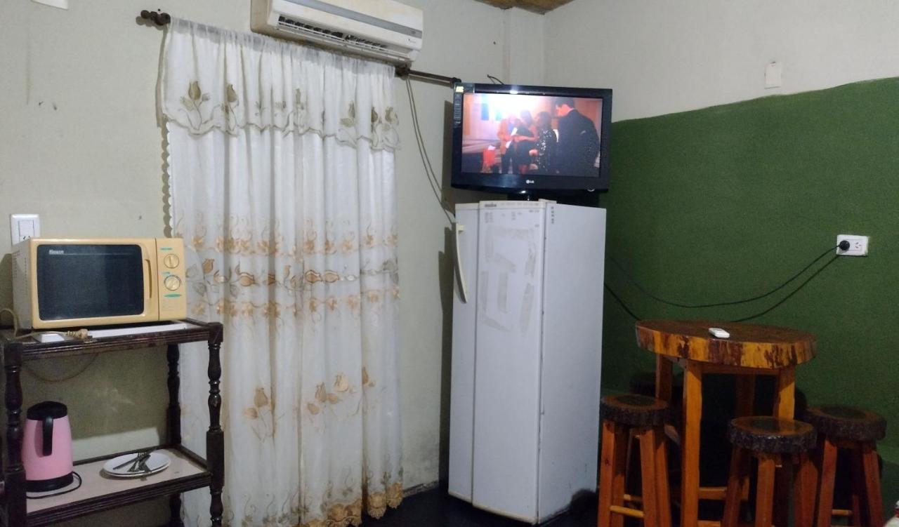 Liart Hospedajes Пуэрто-Игуасу Экстерьер фото